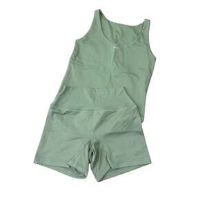 SET ACTIVE 2 Piece Bra Top Scoop Neck Tank + Bike Short Formcloud Small